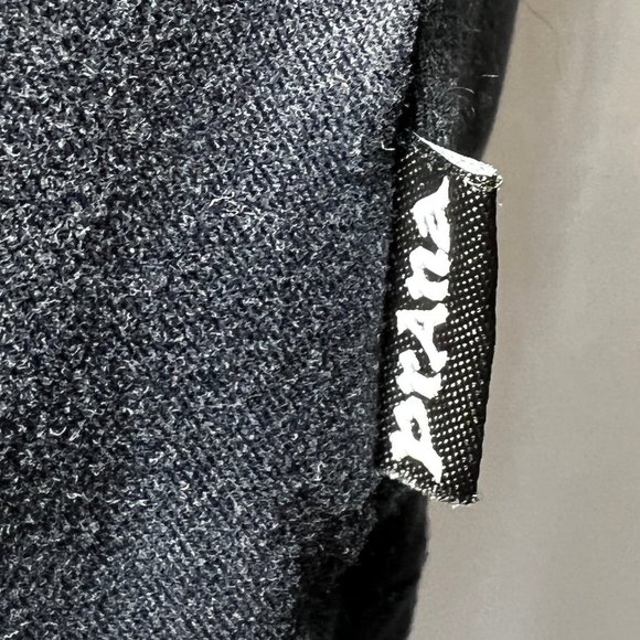 Like New PRANA Black Short Sleeve Twist Front Top Size Medium - Picture 6 of 7